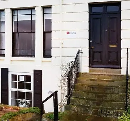 Crescent View - Panoramic Sea Views *